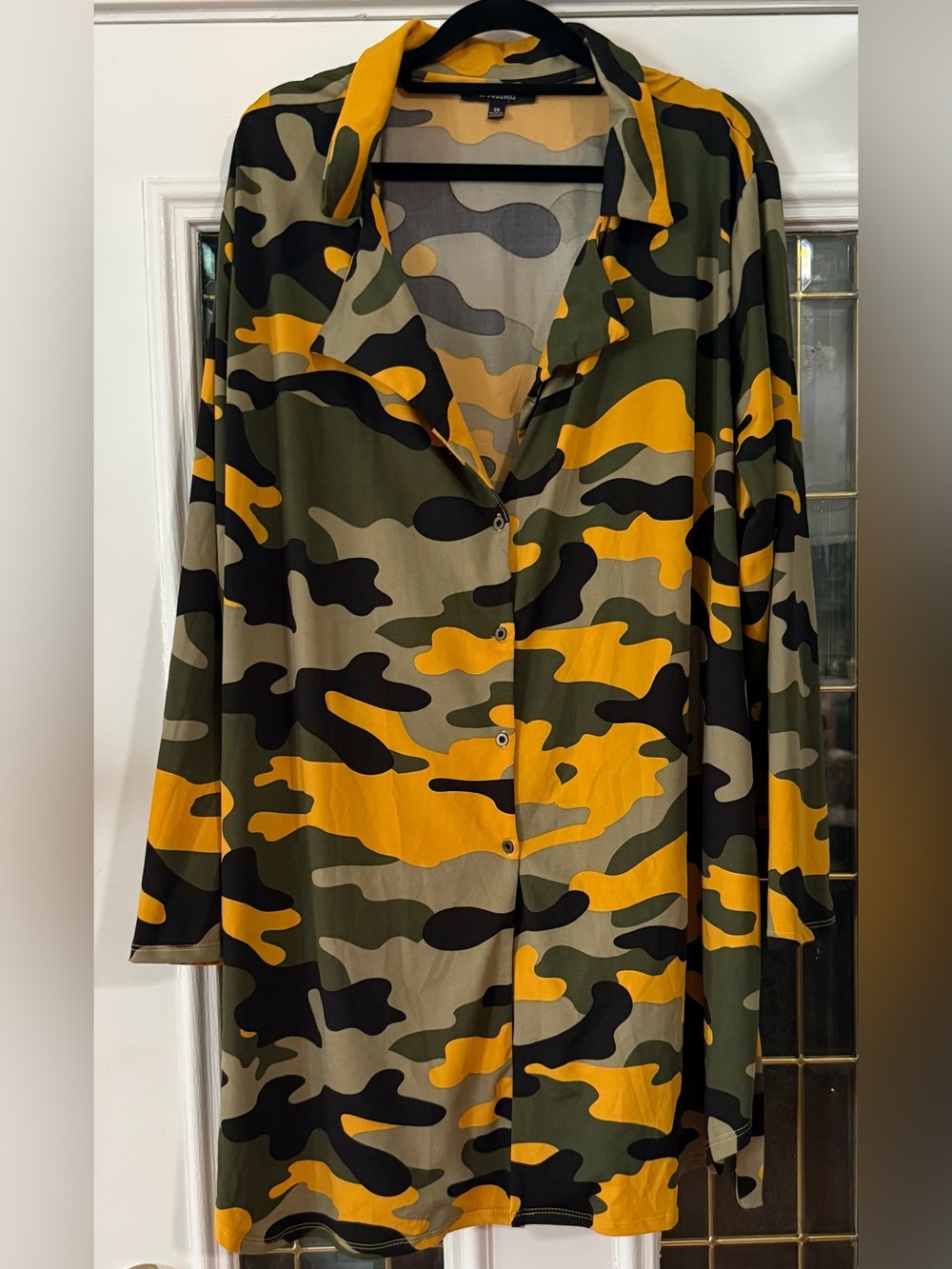 Pre-Loved Women's Camouflage Button-Down Shirt - Yellow, Olive & Black